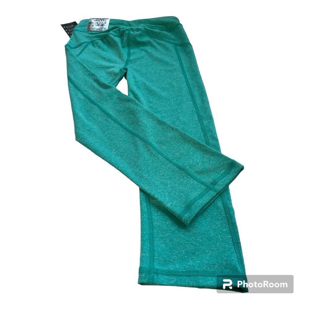 Live Love Dream Workout Pants  19” Crop  Size XS  NWT